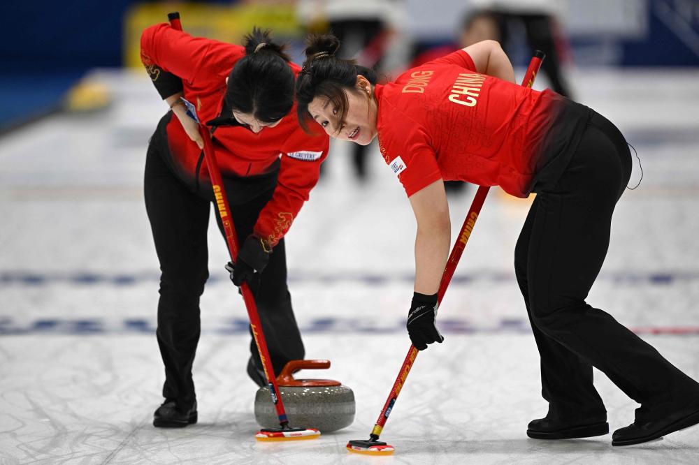 签约姆贝乌 签约姆贝乌